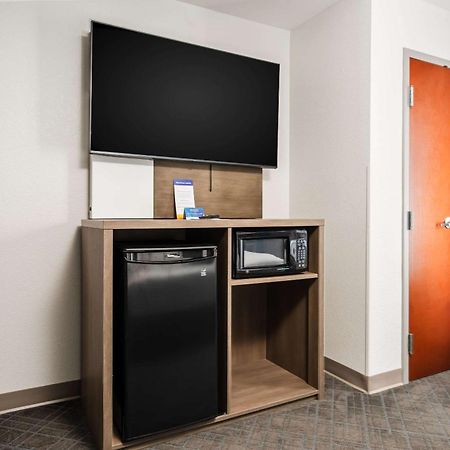 Comfort Suites Columbia Northeast - Fort Jackson Eksteriør billede