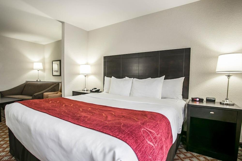 Comfort Suites Columbia Northeast - Fort Jackson Eksteriør billede