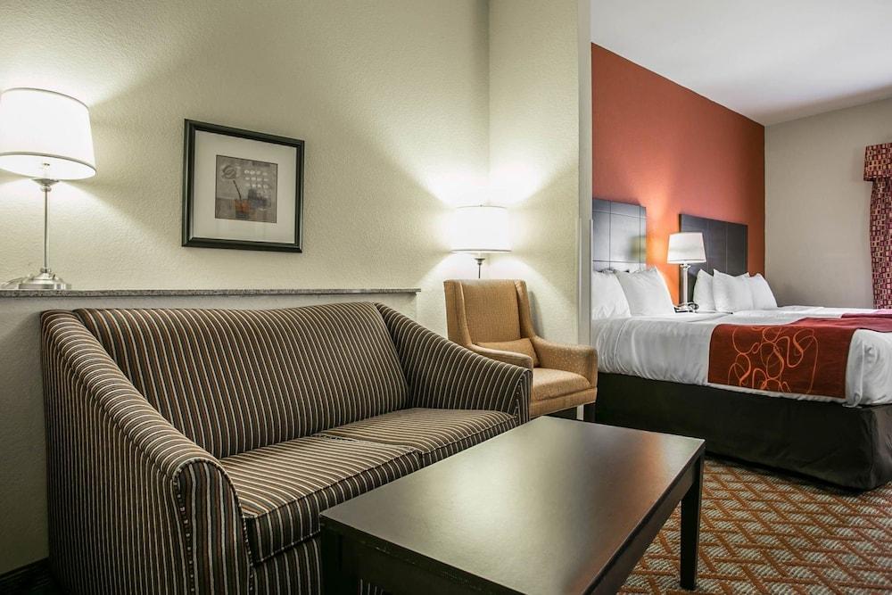 Comfort Suites Columbia Northeast - Fort Jackson Eksteriør billede